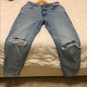 Zara Ripped Mom Fit Jeans